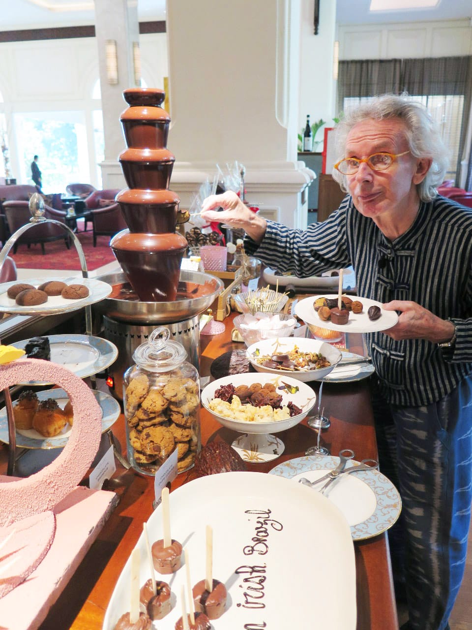 Phnom Penh: All About Chocolate - Afternoon tea på Sofitel