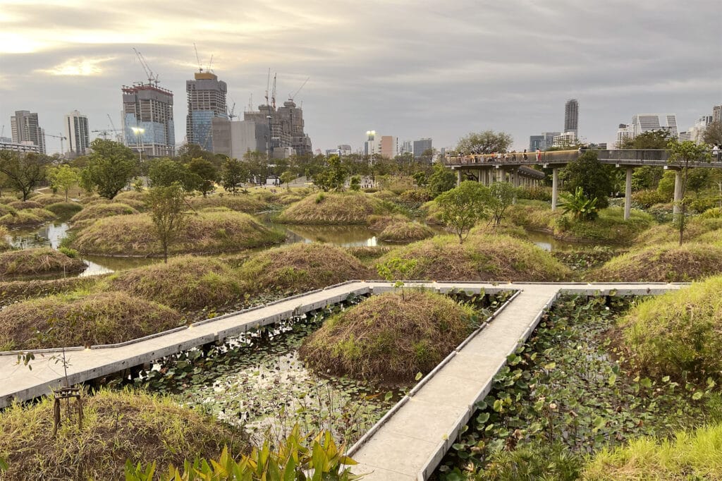 Bangkok: Benchakitti Forest Park - En grøn oase midt i byen
