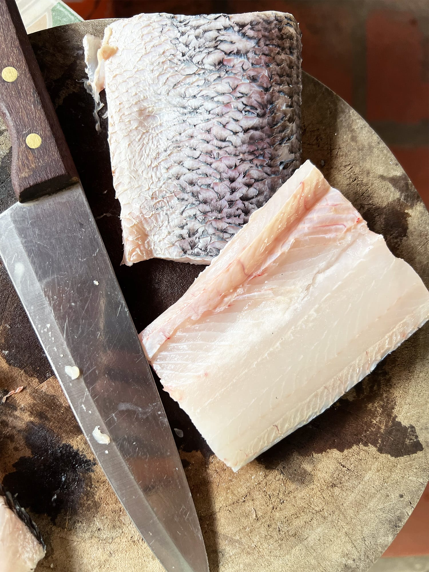 Cambodia Opskrift: Sprødstegt fisk med ingefær og fermenterede sojabønner (Trey Chien Chuon)