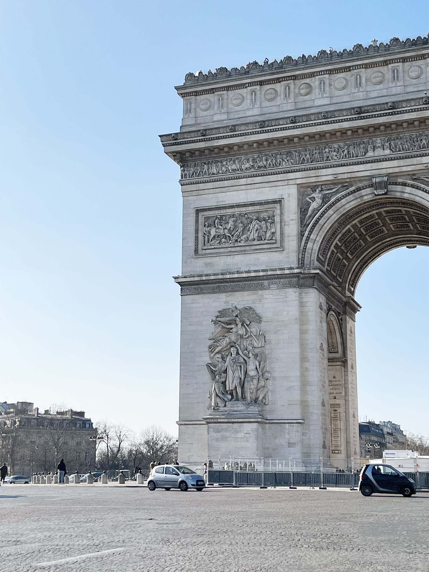 Triumfbuen, Paris