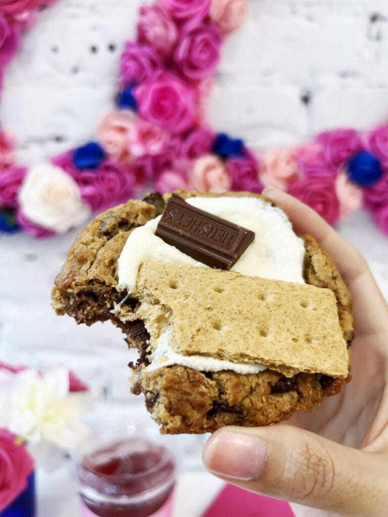 New York: Janie's Life-changing Cookies