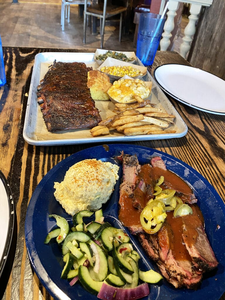 New York: Dinosaur Bar-B-Que i Brooklyn – Hvad skal man bestille?
