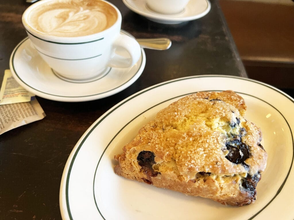 New York: Morgenmad på Pastis