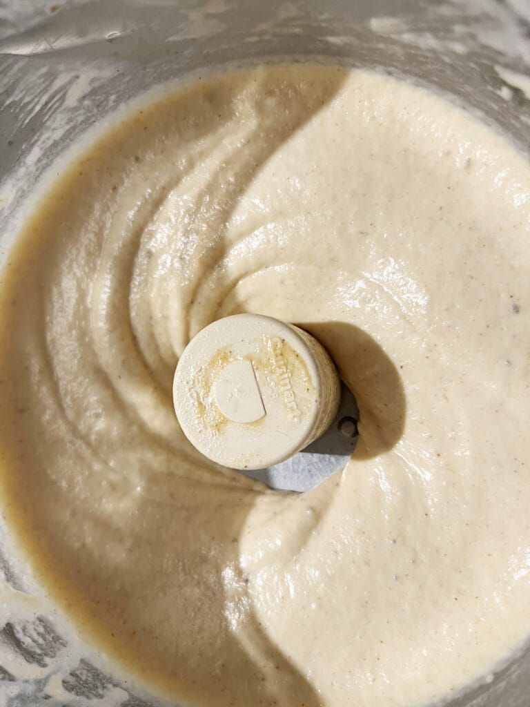 Opskrift: Bananis med peanutbutter, chokolade og vanilje