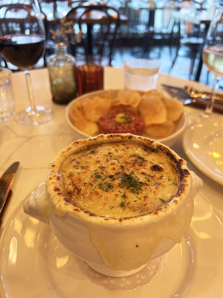 New York: Le Petit Village - Fransk restaurant i West Village