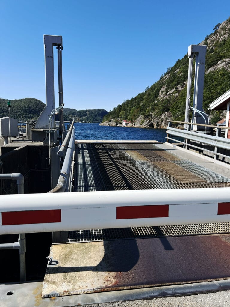 Norge: Dagsudflugt til Hidra og frokost på Isbua