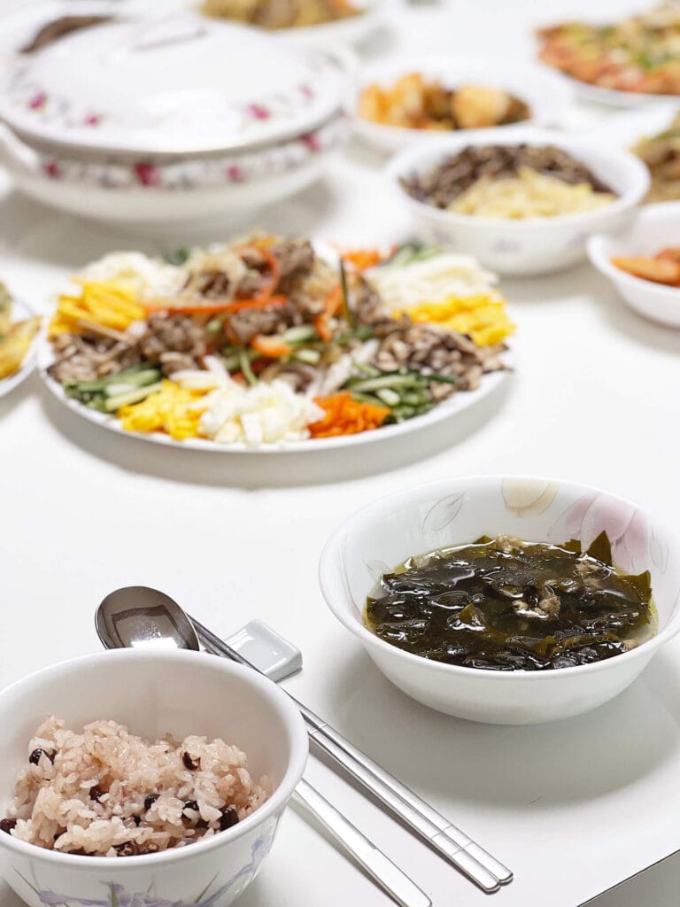 Opskrift: Miyeok Guk – Koreansk tangsuppe (fødselsdagssuppe)